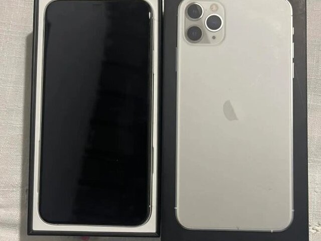 iPhone 11 Pro Max