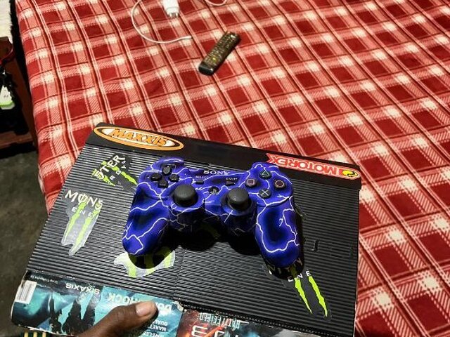 Play Steshon 3