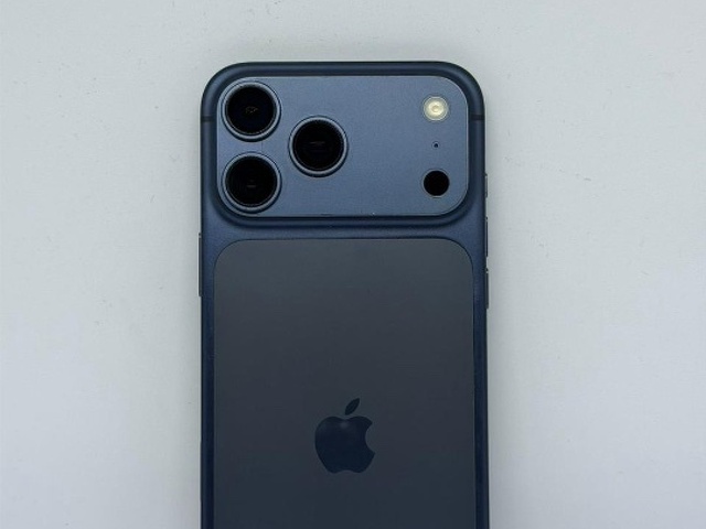 iPhone 17 pro 256gb bateria 100 tudo operacional 1.450.000 946859270