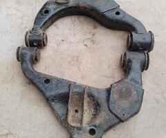 Jogo de base de suspensão, Toyota Hilux