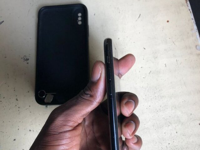 iPhone X