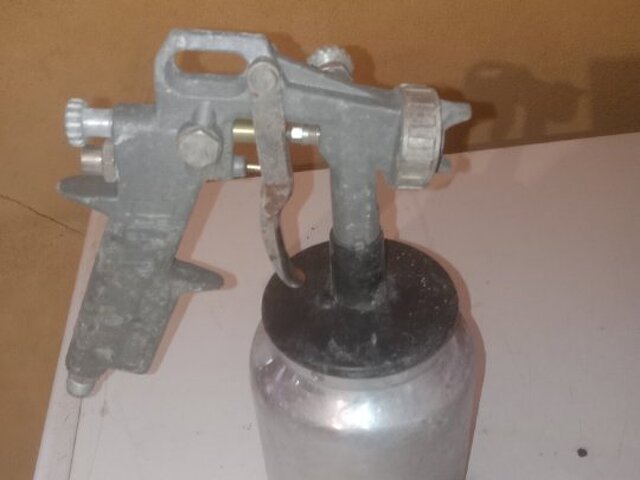 Pistola